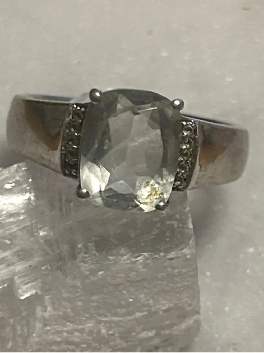 Sterling Silver Aquamarine Cushion-Cut Ring